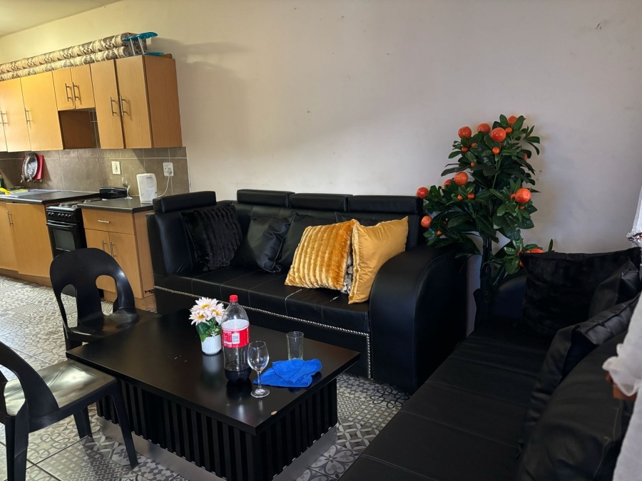 2 Bedroom Property for Sale in Rustenburg Central North West